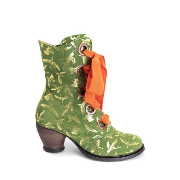 New Sold Out  John Fluevog mid-calf East End Gladstone suede boots Gold Birds - Picture 5 of 7